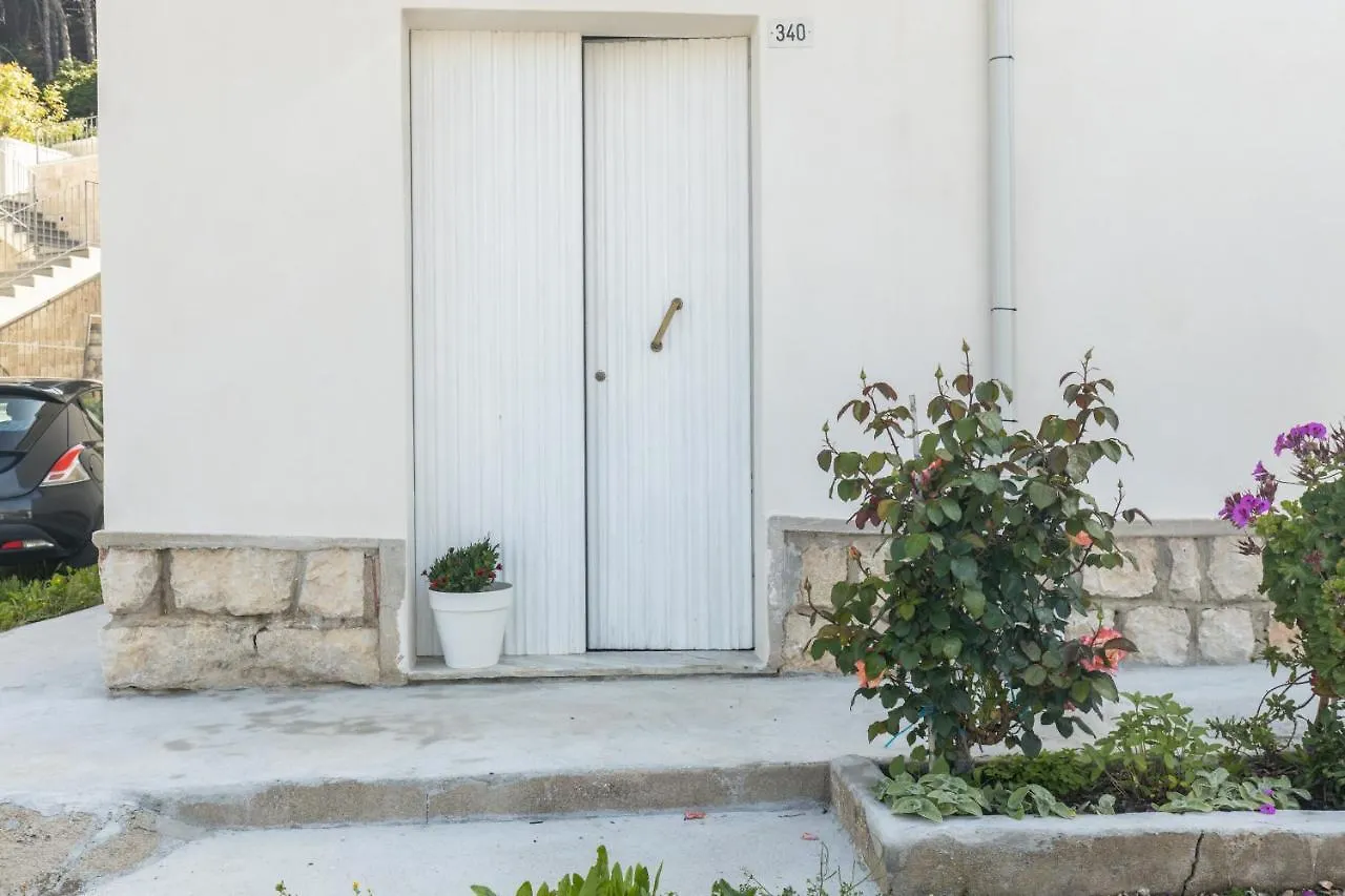 Appartamento A_Mati A Baunei Διαμέρισμα